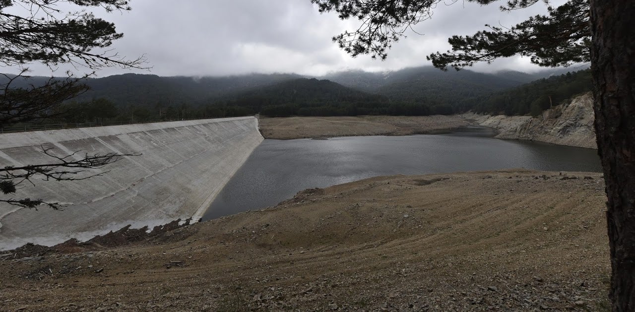 El embalse del Tejo en El Espinar.