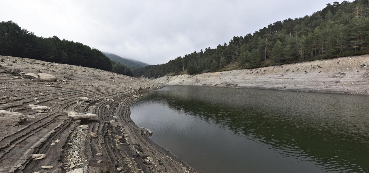 El embalse del Tejo en El Espinar.