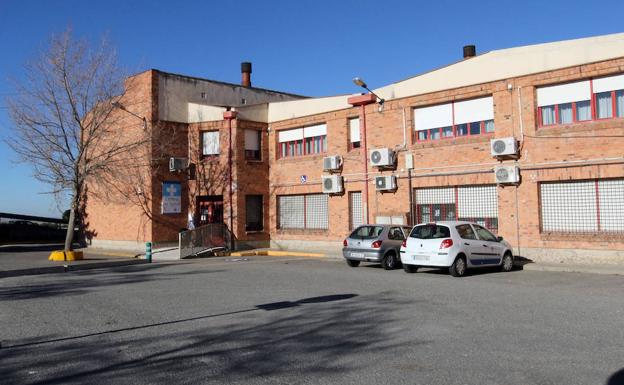 Fachada del centro de salud de Segovia Rural, en los Altos de la Piedad. 