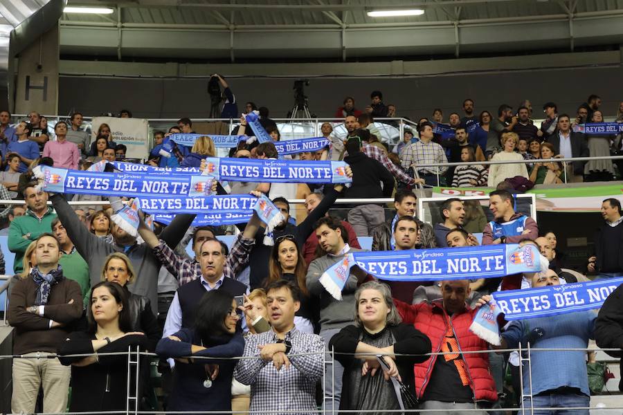 Un Coliseum lleno hasta la bandera volvió a vibrar con el San Pablo Burgos, a pesar de la derrota frente a Baskonia