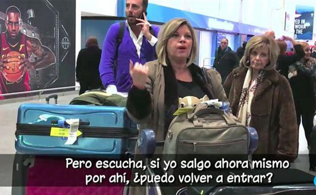 Terelu y María Teresa Campos en el aeropuerto de Nueva York. 