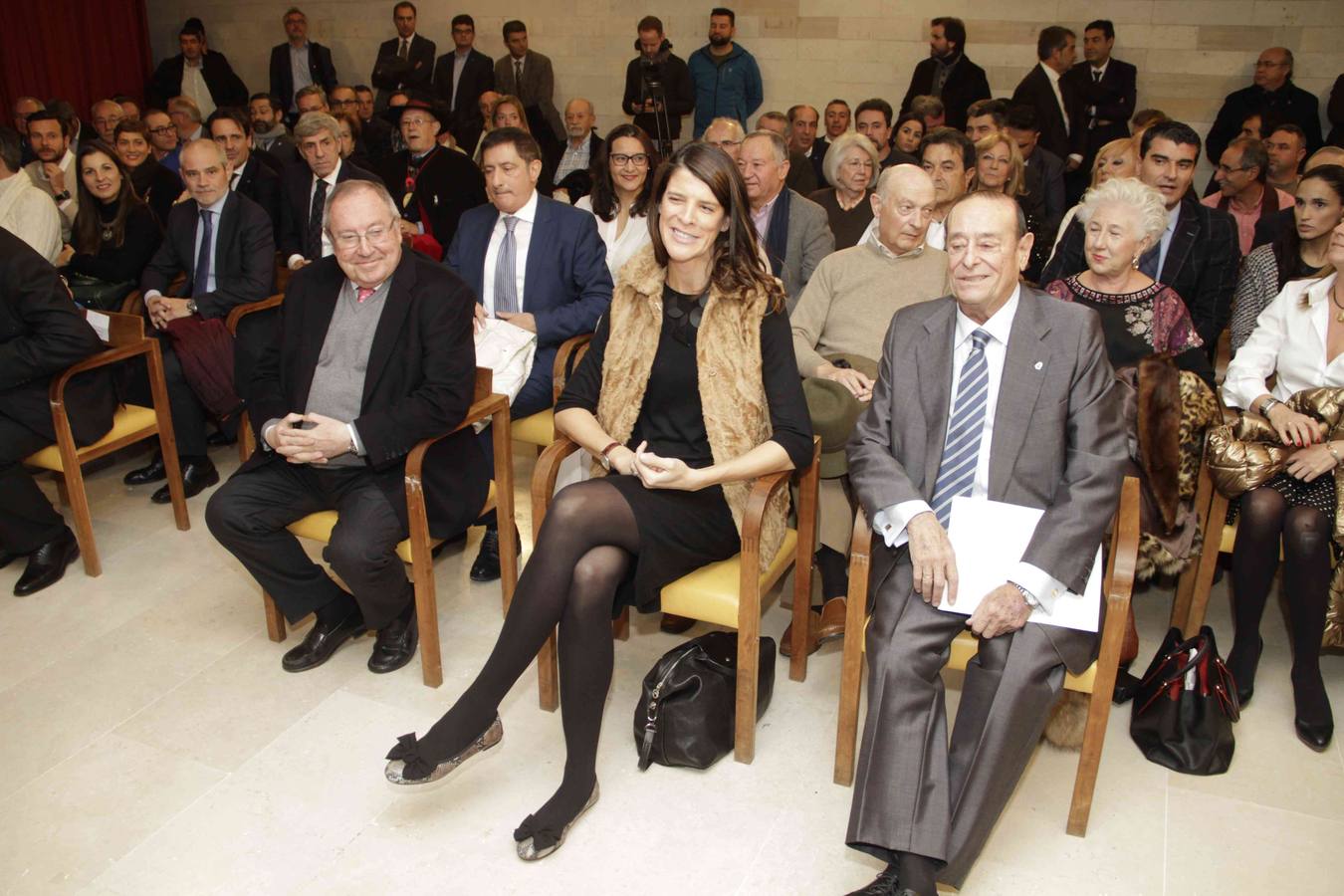 El reconocimiento, que ha congregado a numerosos invitados, ha tenido lugar este mediodía en el castillo de Peñafiel