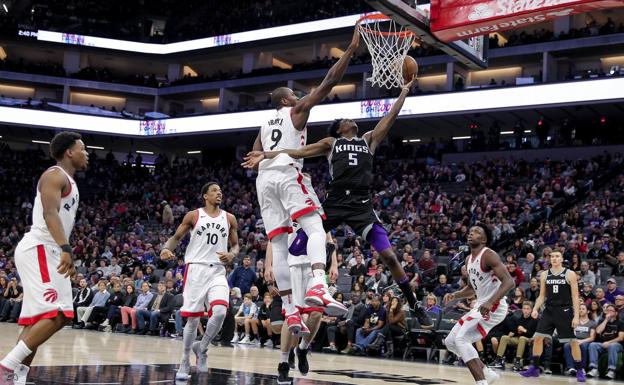 Serge Ibaka, en el partido ante Sacramento. 