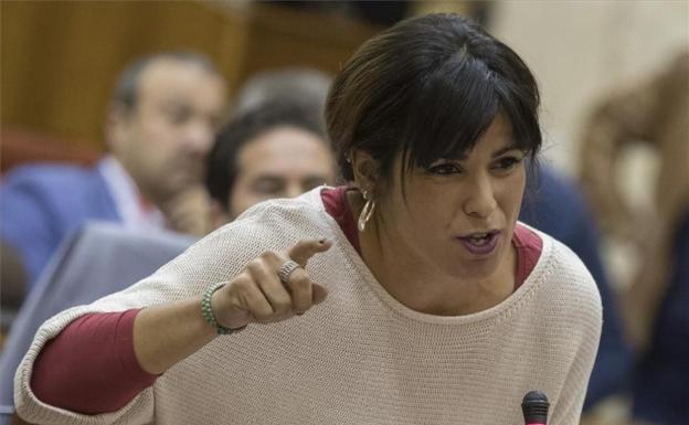 La juez impone una fianza de 14.560 euros al empresario que simuló besar a Teresa Rodríguez