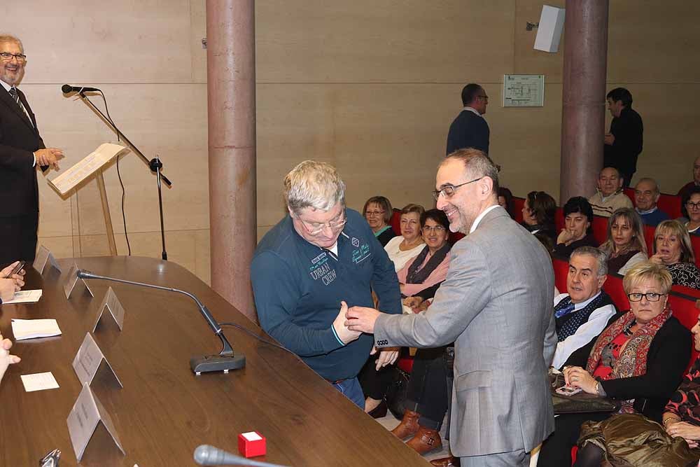 Distinciones a una vida dedicada al trabajo en la Junta