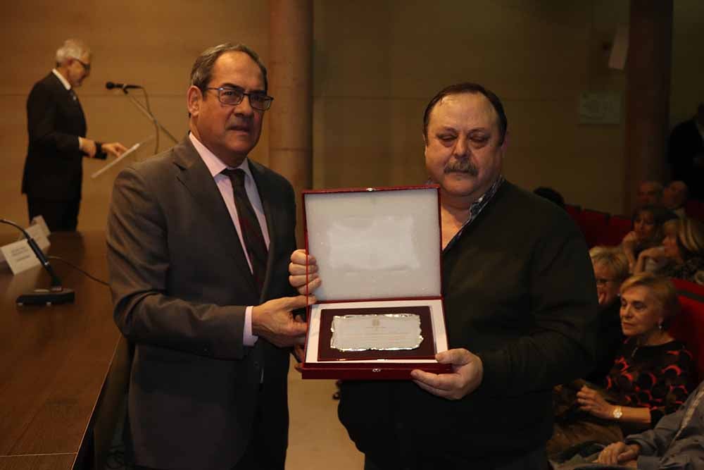 Distinciones a una vida dedicada al trabajo en la Junta