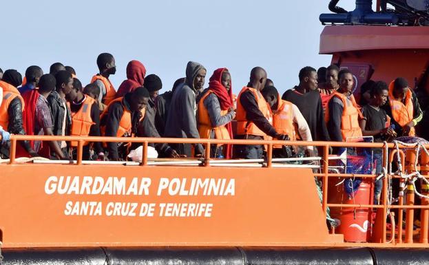 Varios inmigrantes, rescatados en Almería.