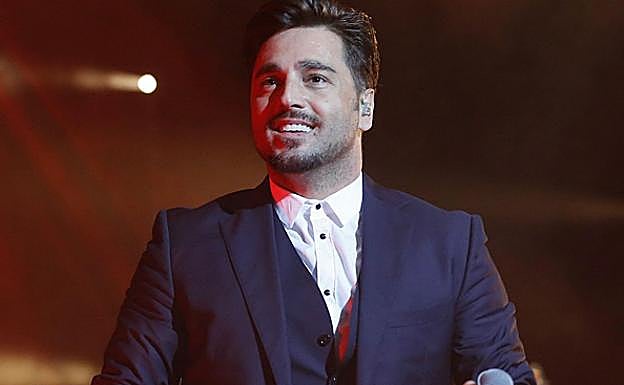 David Bustamante durante un concierto. 