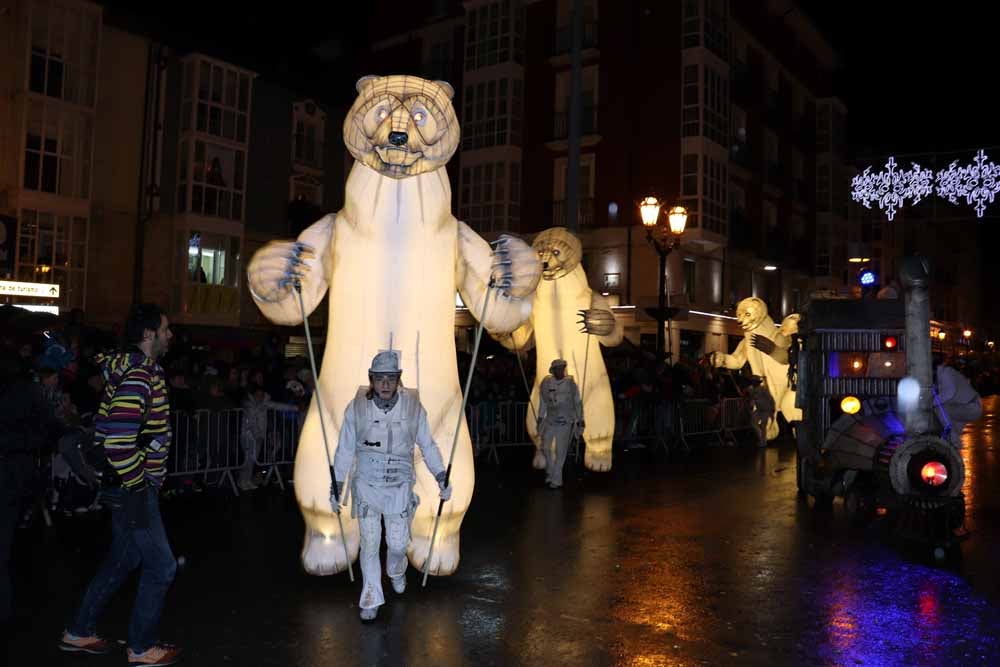 La Cabalgata de Reyes ha hecho las delicias de grandes y pequeños