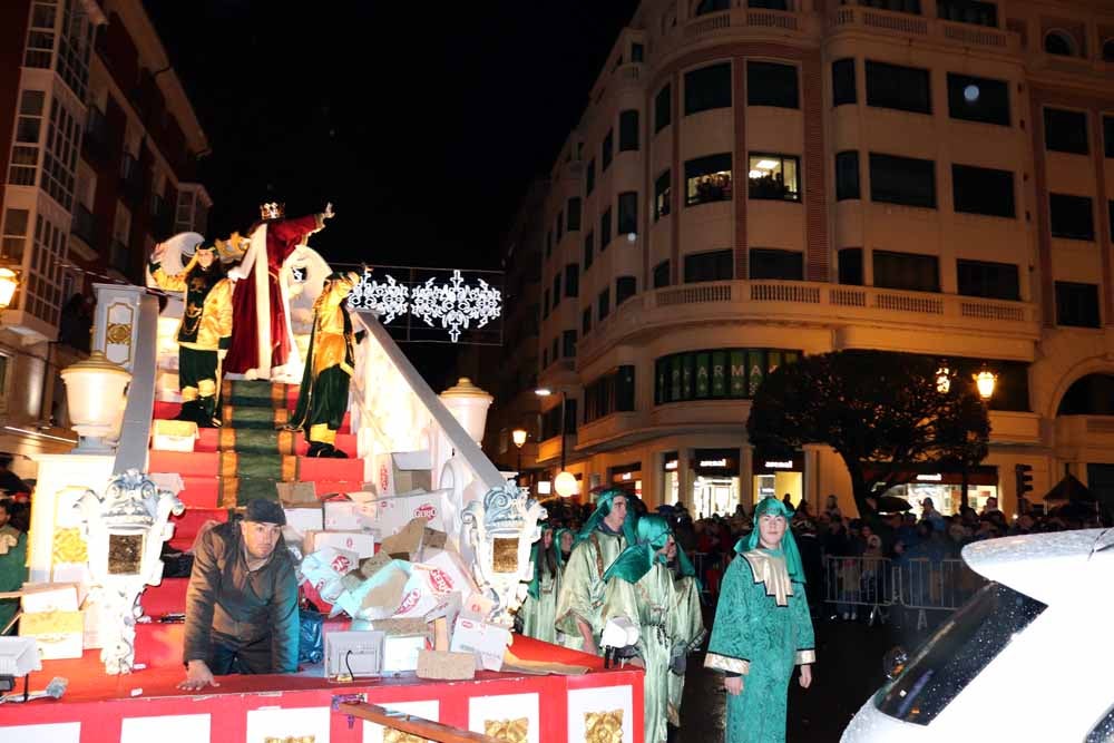 Los Reyes Magos llegan cargados de fantasía
