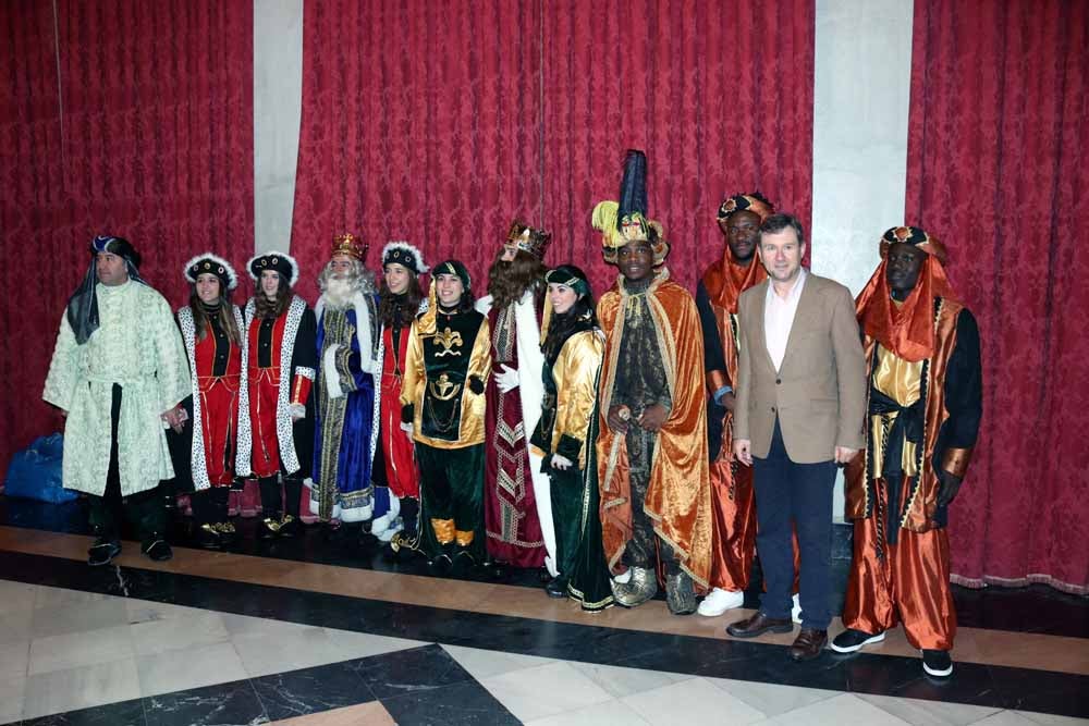 Los Reyes Magos llegan cargados de fantasía