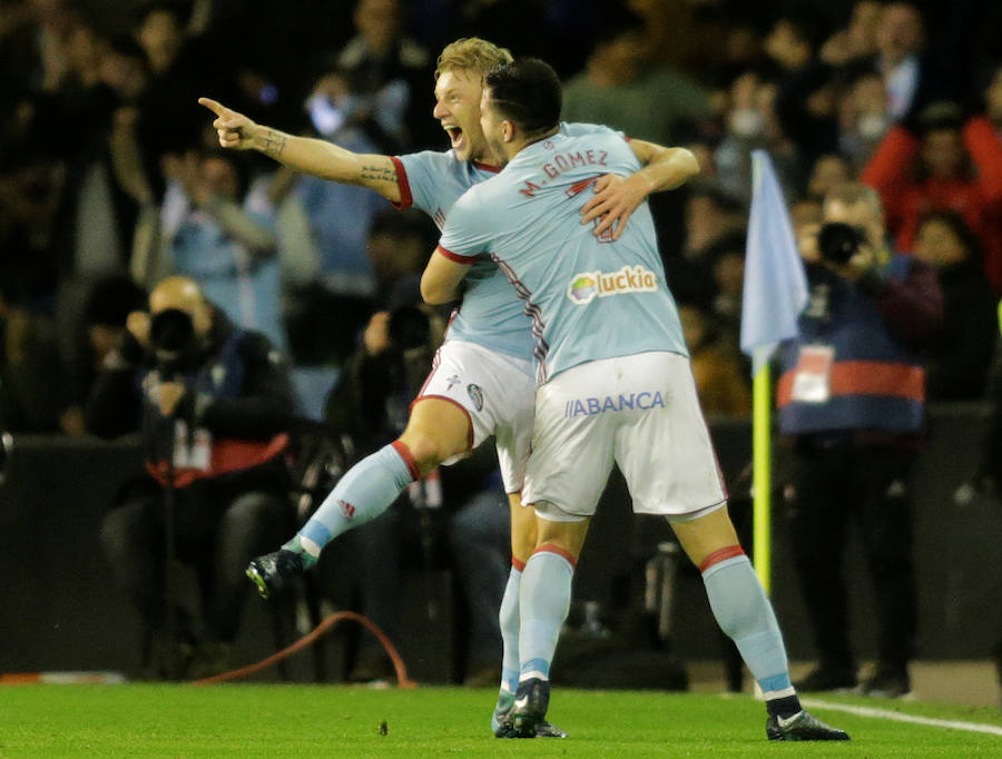 El Real Madrid empató ante el Celta en Balaídos, 2-2, en la jornada 18 de Liga. El cuadro vigués se adelantó con Wass y Bale remontó para los blancos. Sin embargo, Maxi Gómez marcó la igualada en los instantes finales.