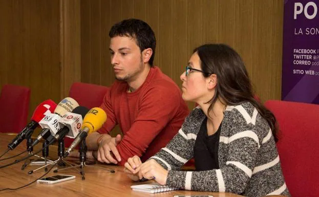 Imagen de archivo de Díez y Domínguez en rueda de prensa