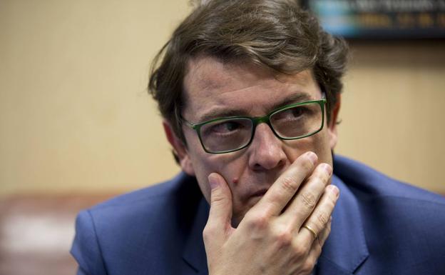 Fernández Mañueco es el primer presidente del PP castellano y leonés elegido por el voto de los afiliados.