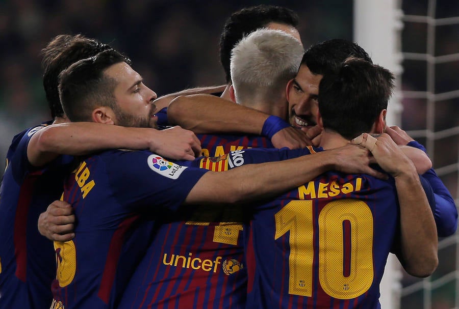 El conjunto de Valverde se llevó la victoria en el Benito Villamarín por 0-5, con un doblete de Messi, otro de Luis Suárez y un tanto de Rakitic.