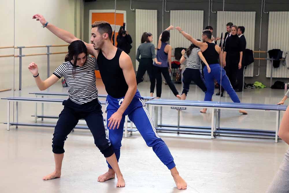 Así imparten las clases los alumnos de la Escuela Profesional de Danza
