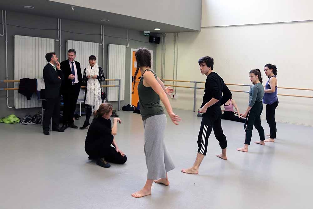 Así imparten las clases los alumnos de la Escuela Profesional de Danza