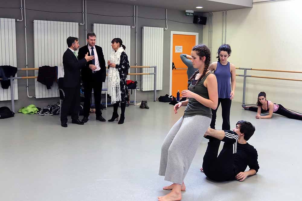 Así imparten las clases los alumnos de la Escuela Profesional de Danza