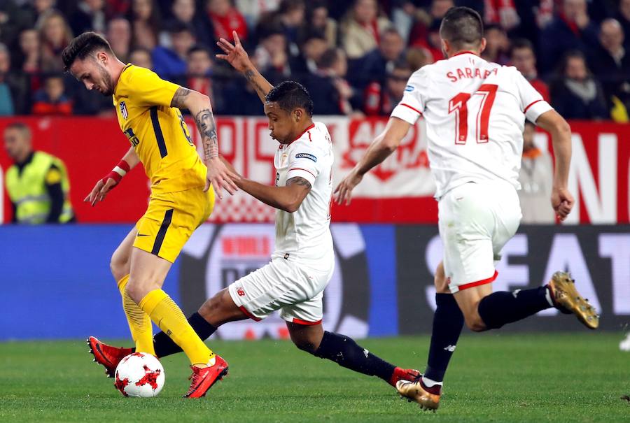 El conjunto rojiblanco cayó también en el Sánchez Pizjuán ante el cuadro hispalense, que le endosó un 3-1.