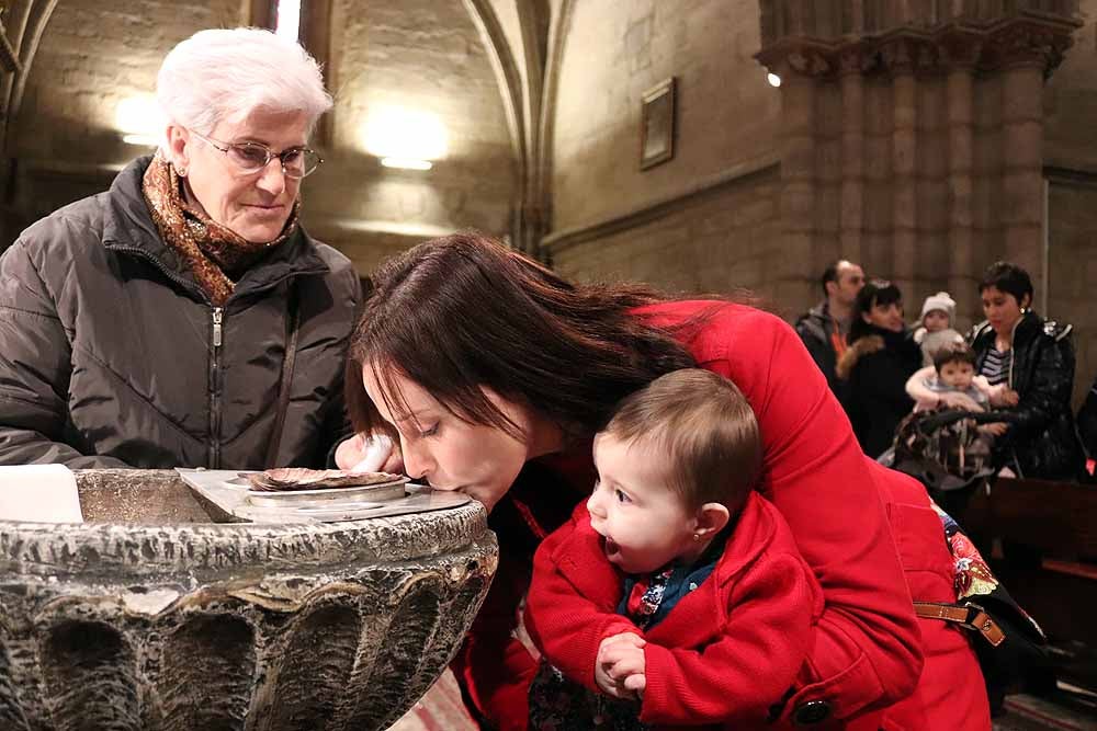 Estos son los bebés que han recibido la bendición de la Misa de la Luz