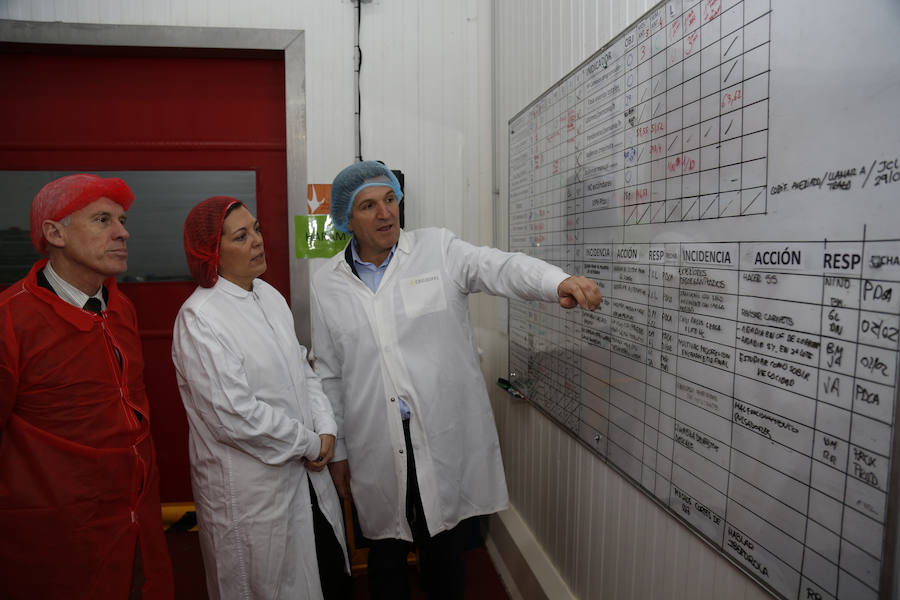 La consejera de Agricultura, con los alumnos de Basque Culinary Center