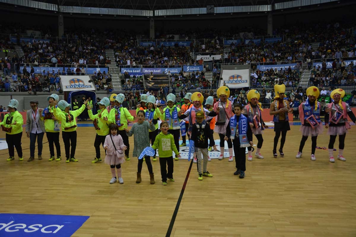 El San Pablo no pudo superar al Valencia Basket, pero el choque volvió a congregar a miles de personas en el Coliseum.