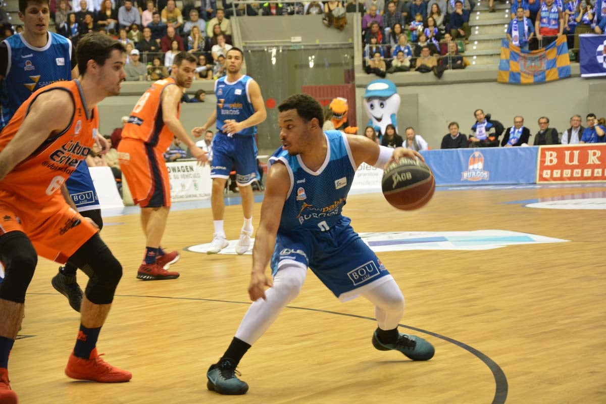 El San Pablo no pudo superar al Valencia Basket, pero el choque volvió a congregar a miles de personas en el Coliseum.