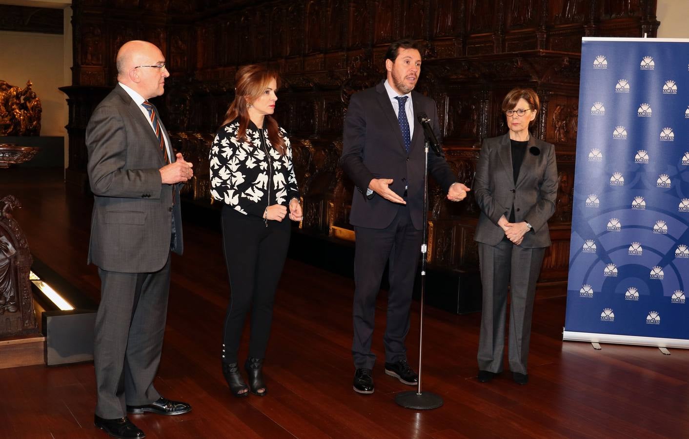 Reunión de la Mesa y Junta de Portavoces de las Cortes en el Colegio San Gregorio de Valladolid