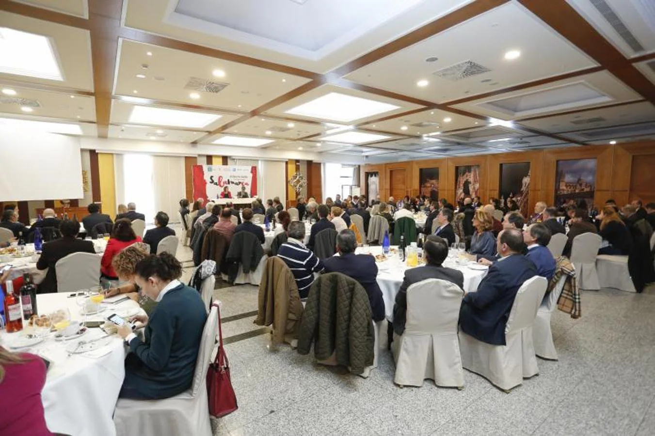 Milagros Marcos ha intervenido en los Encuentros en Salamanca, organizados por El Norte de Castilla, con la ponencia 'La cadena de valor: el equilibrio necesario para la economía de Castilla y León',