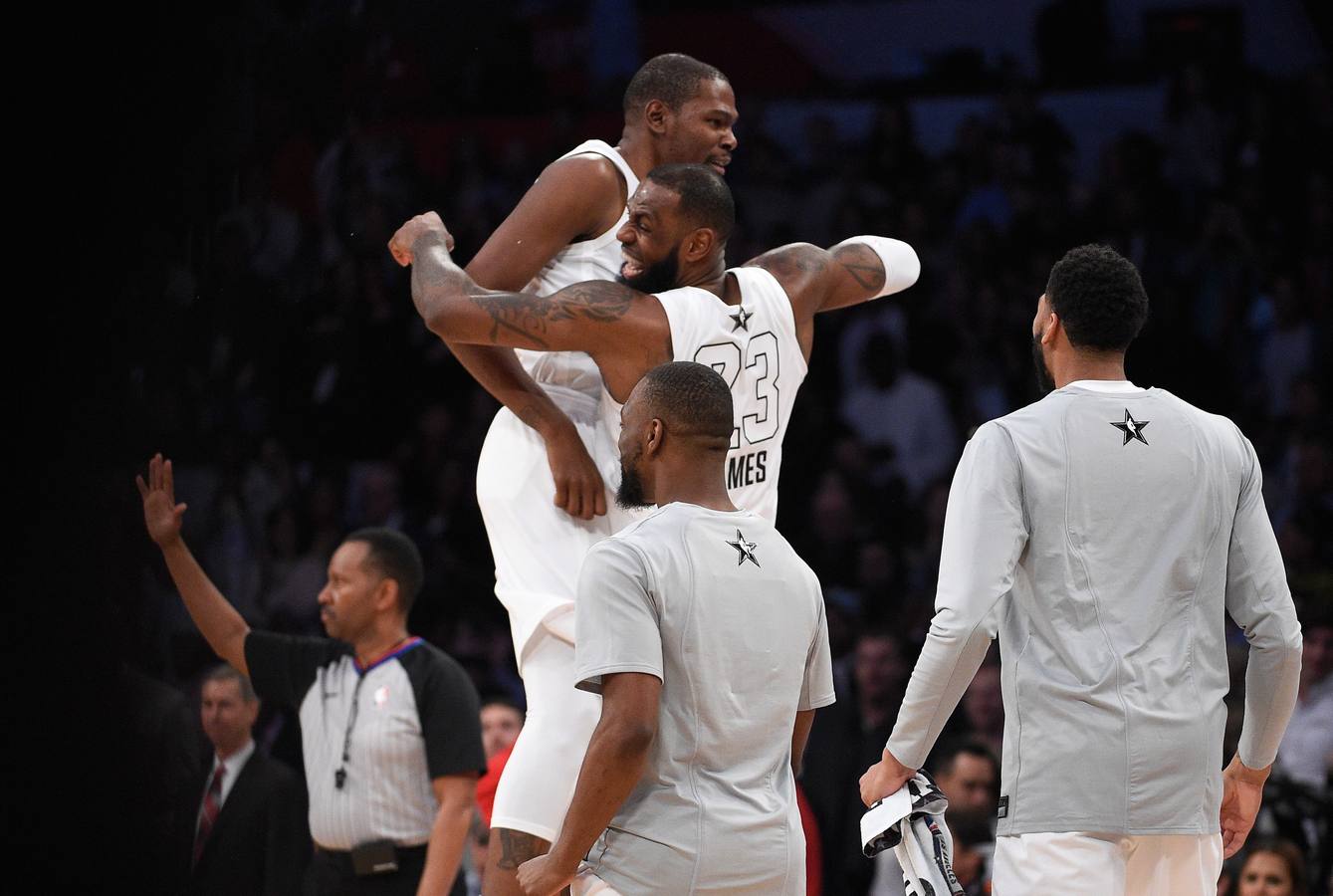 Las mejores imágenes del All Star de la NBA en el que LeBron James ha sido elegido el MVP.