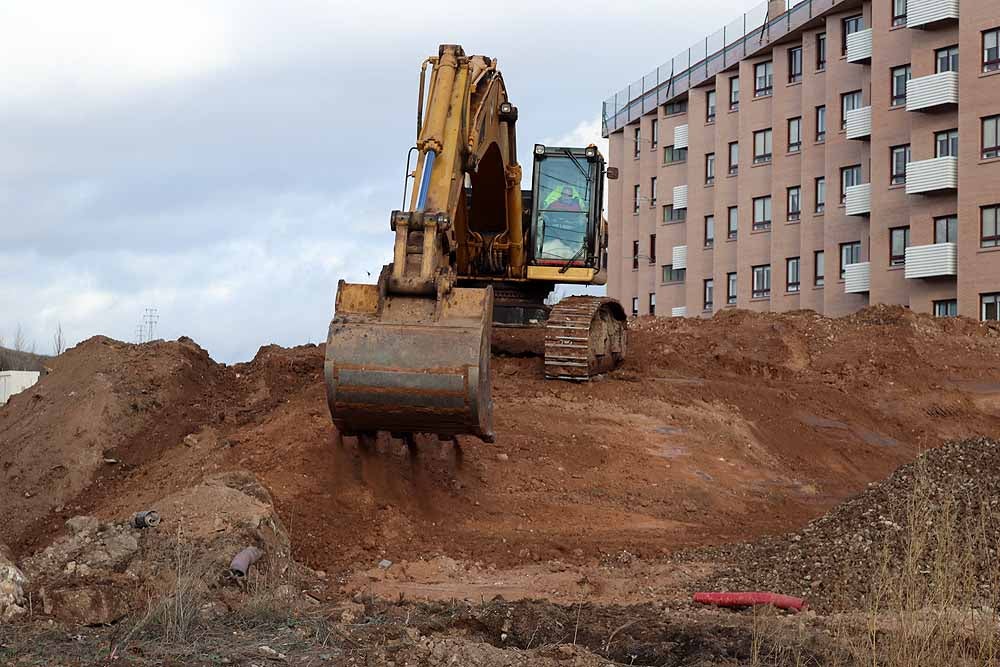 Fotos: Así trabajan las máquinas en el puente de las Rebolledas