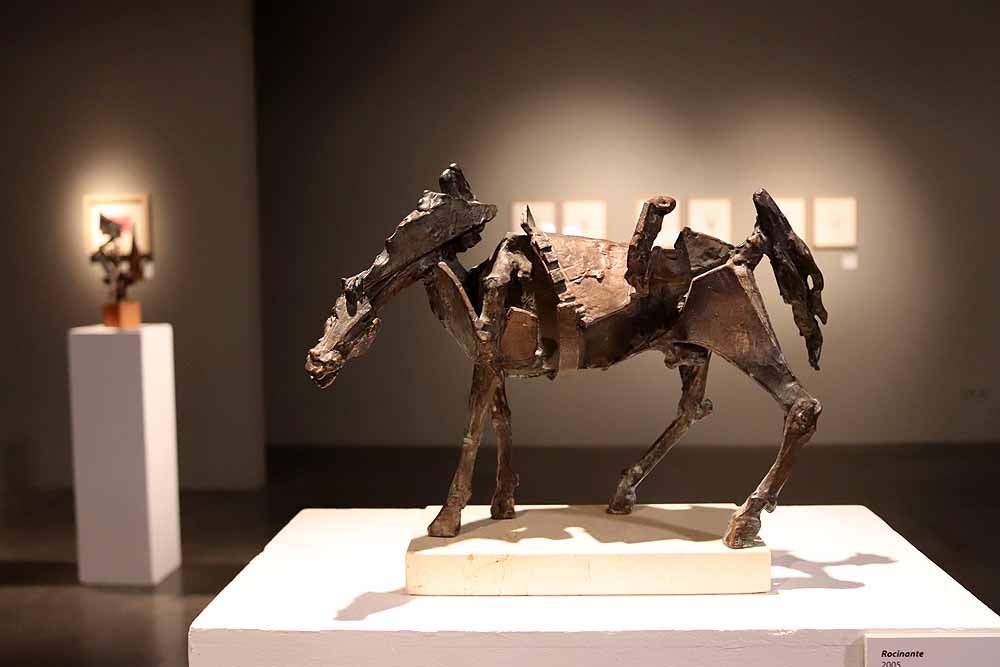 La exposición 'Una mirada a Cervantes' se muestra en la Sala de Exposiciones Pedro Torrecilla, del 22 de febrero al 25 de marzo