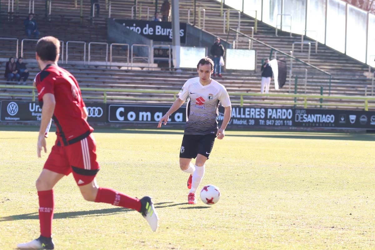 Una selección de las imágenes del choque entre el Burgos C y el Arenas de Getxo.