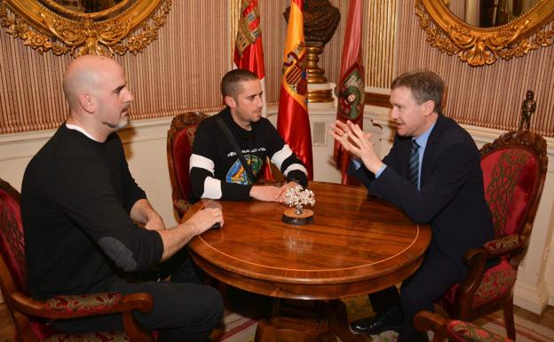 Lacalle recibió esta mañana a los portavoces de JUSAPOL