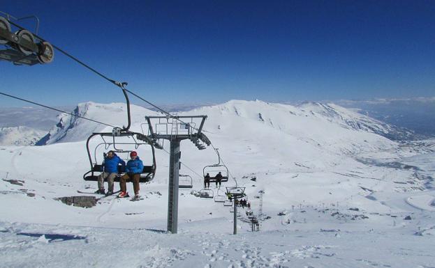 Las copiosas nevadas han permitido a la Cordillera Cantábrica sumar grandes espesores