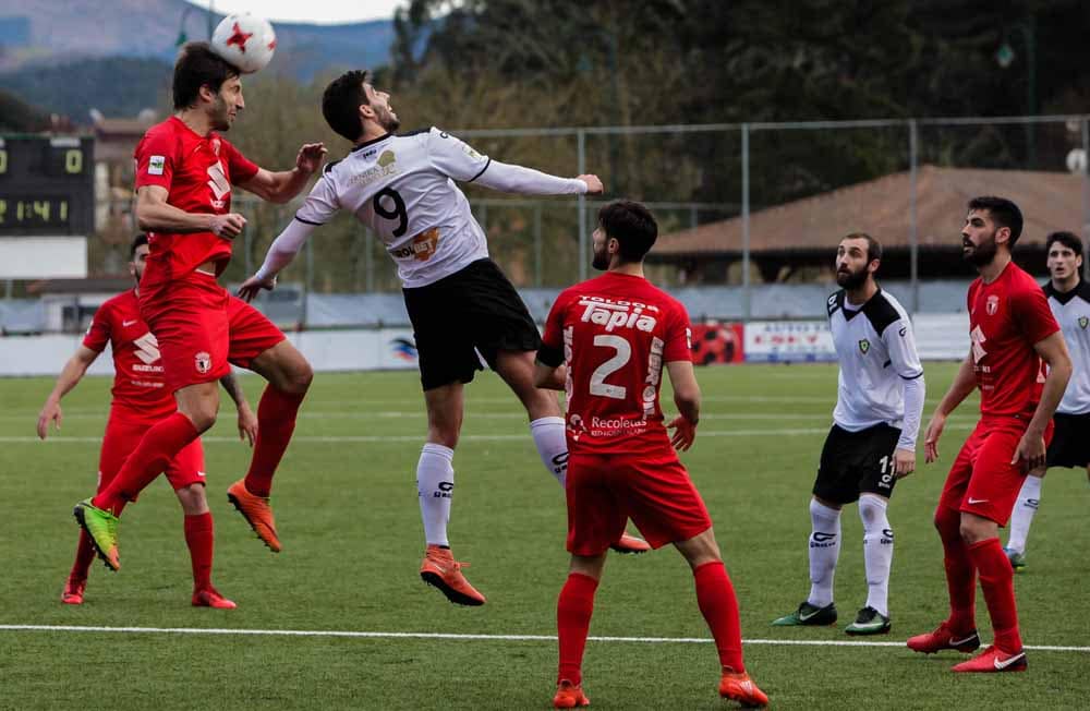 Fotos: El Burgos CF cae ante el Gernika