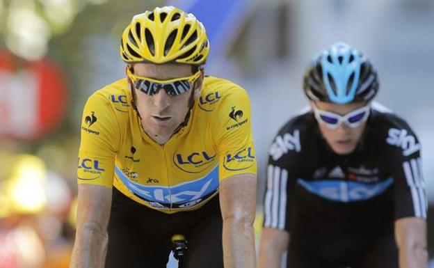 Bradley Wiggins, por delante de Chris Froome en el Tour de 2012. 