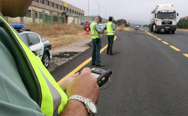 Control de tráfico de la Guardia Civil.