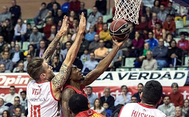 Soko firmó un gran partido para el UCAM. 