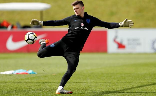 Nick Pope, durante un entrenamiento de la selección inglesa. 