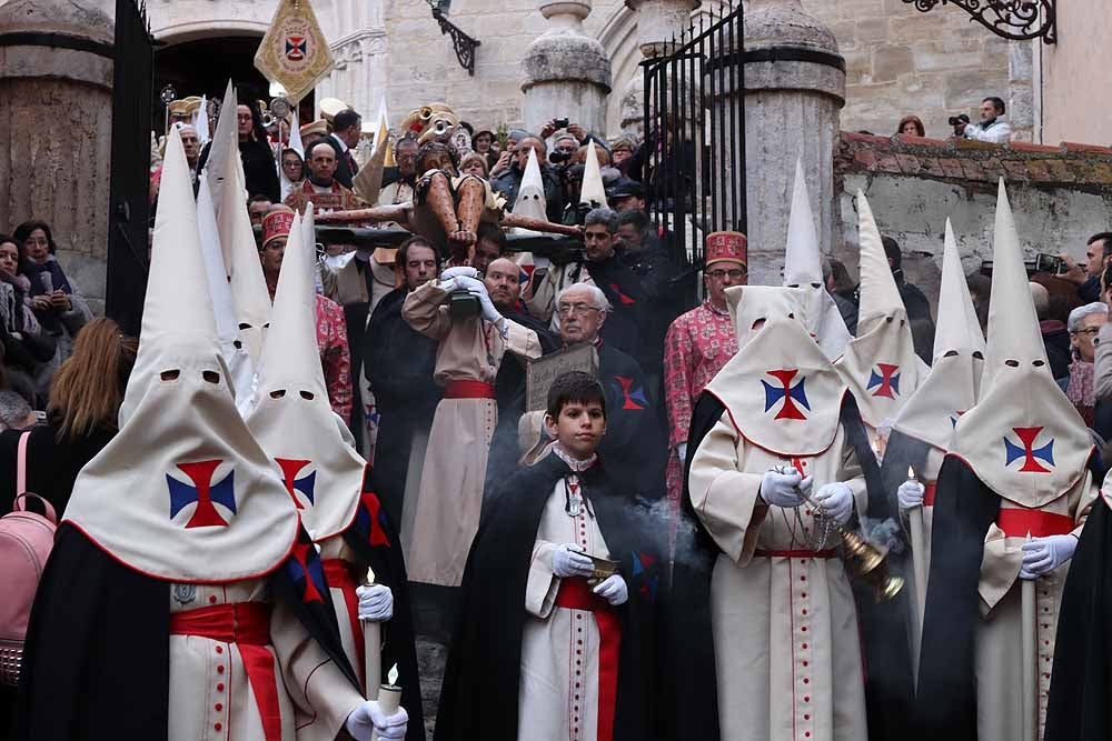 Fotos: Las imágenes de la Procesión del Santísimo Cristo de Burgos