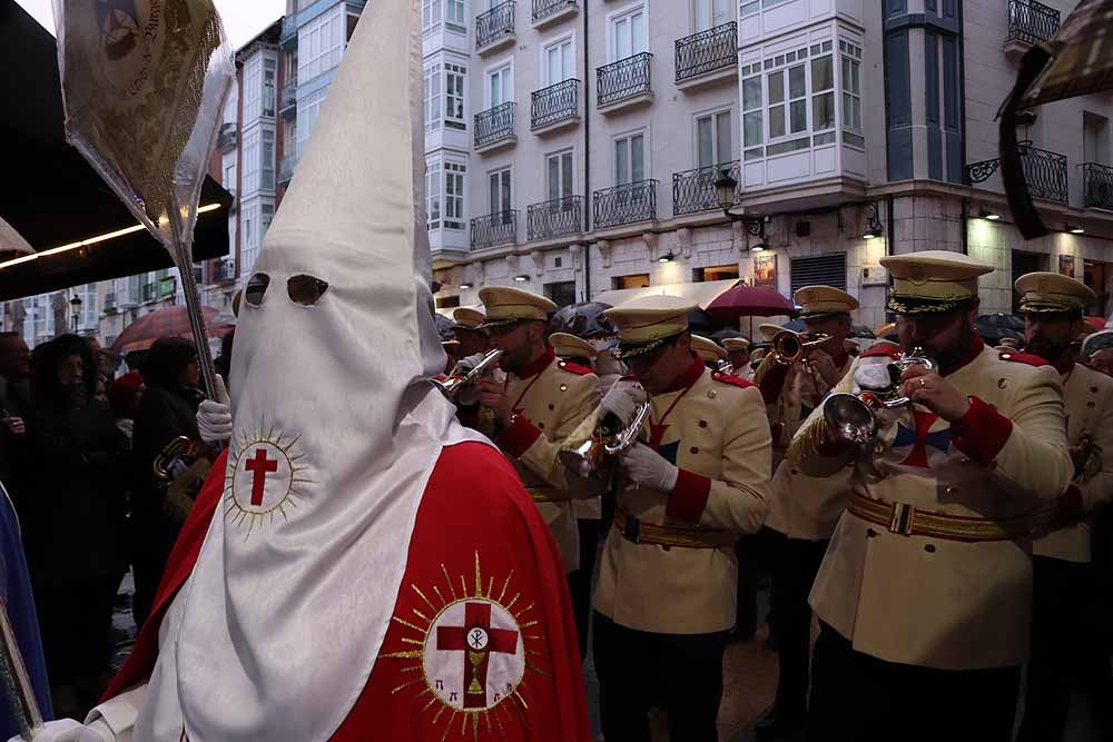 Fotos: Las imágenes de la Procesión del Santísimo Cristo de Burgos