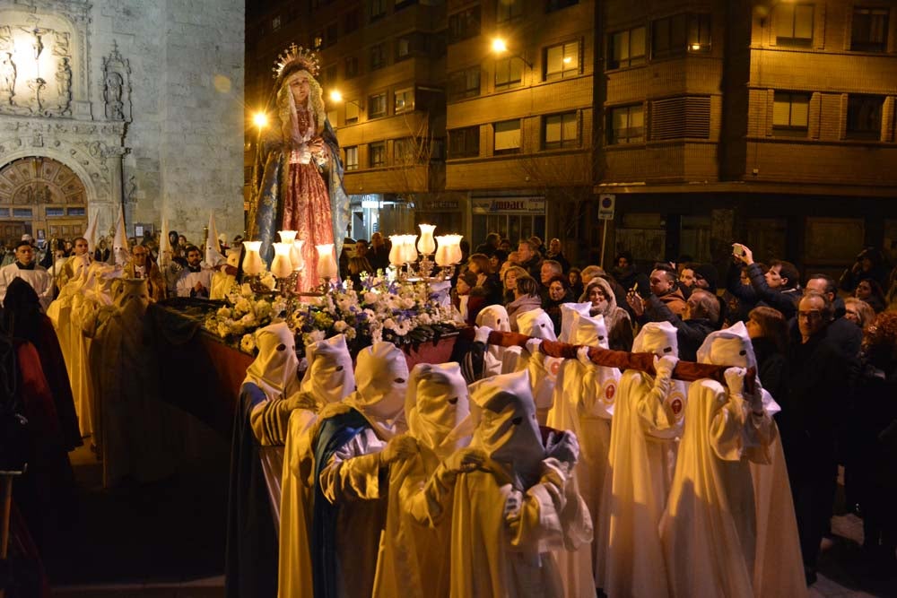 Fotos: Procesión de la Virgen de las Angustias