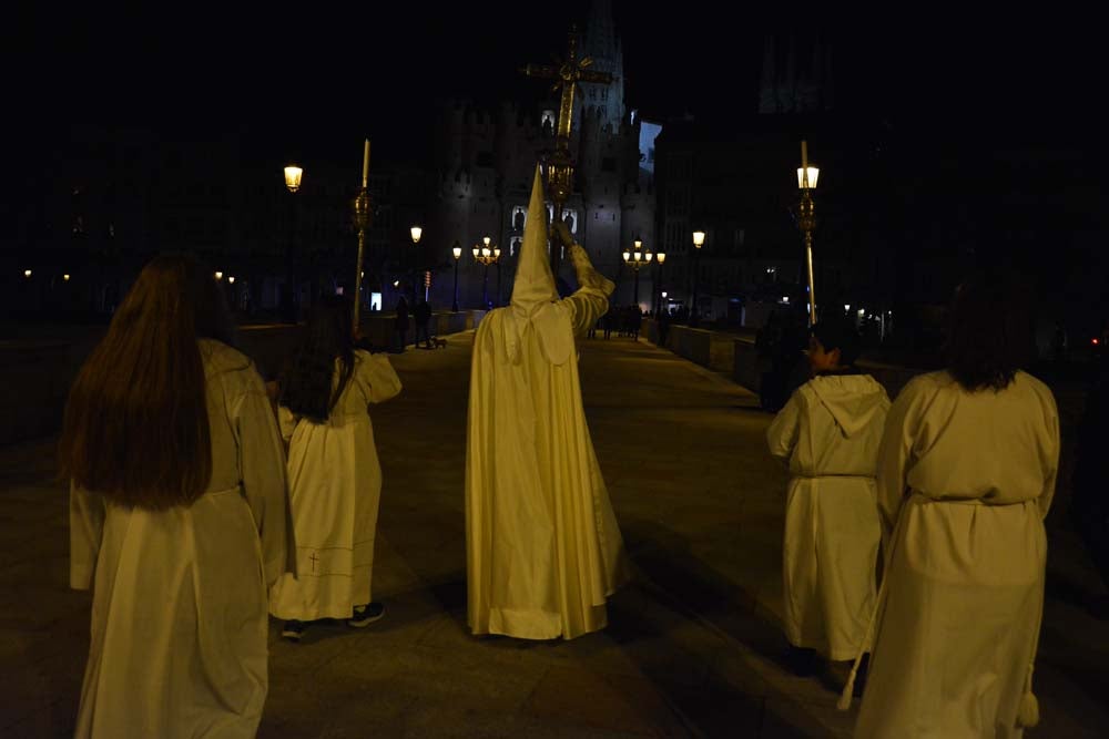 Fotos: Procesión de la Virgen de las Angustias