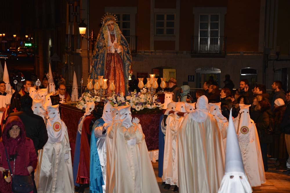 Fotos: Procesión de la Virgen de las Angustias