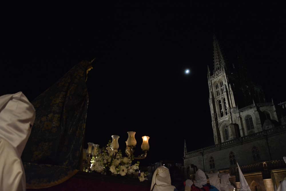 Fotos: Procesión de la Virgen de las Angustias