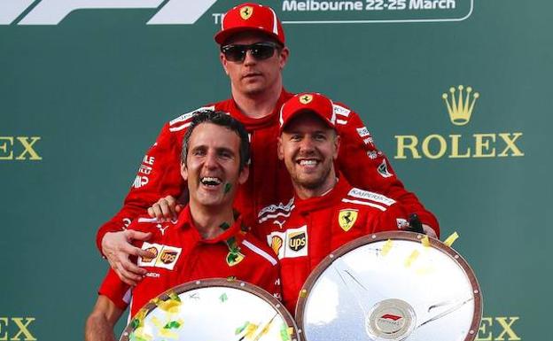 Iñaki Rueda, junto a Räikkönen y Vettel.