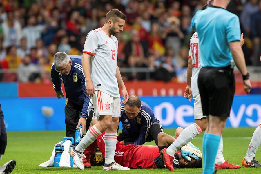 La selección que dirige Julen Lopetegui apabulló a Argentina en su estreno en el Wanda Metropolitano (6-1) con un 'hat-trick' de Isco y tantos de Diego Costa, Thiago y Aspas.