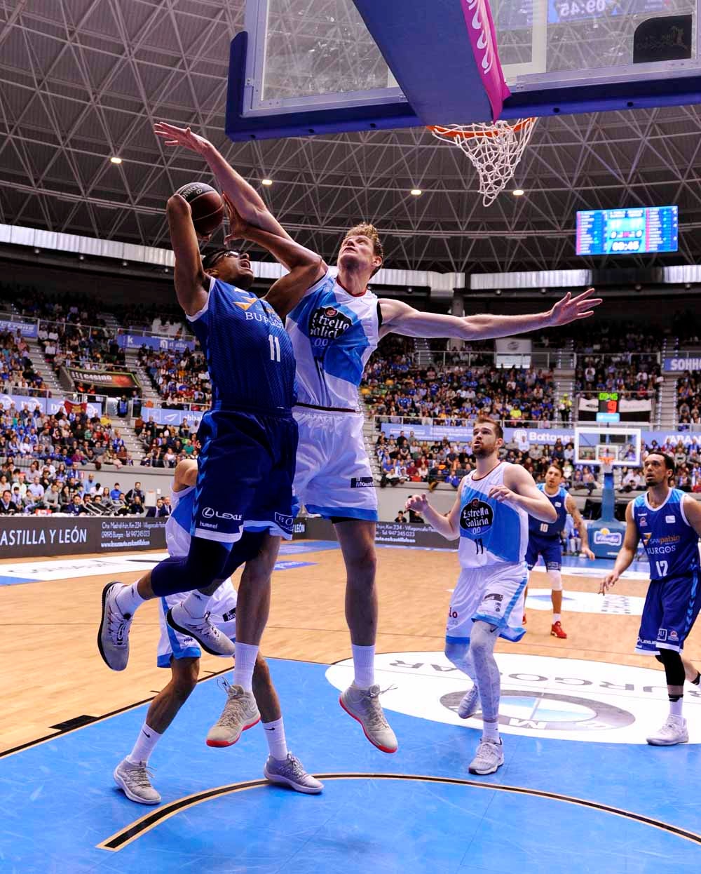 Fotos: Los mejores momentos del San Pablo - Monbus Obradoiro