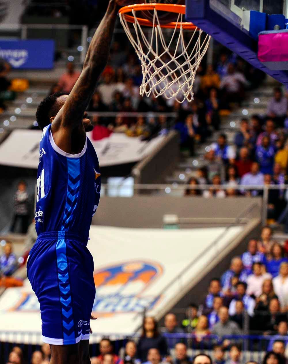 Fotos: Los mejores momentos del San Pablo - Monbus Obradoiro